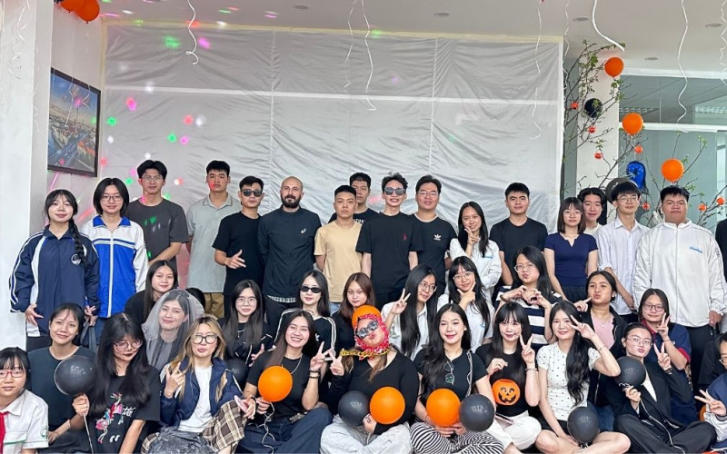 Halloween 2025 tại NDF – Khi học tiếng Đức trở thành một trải nghiệm vui hết mức!